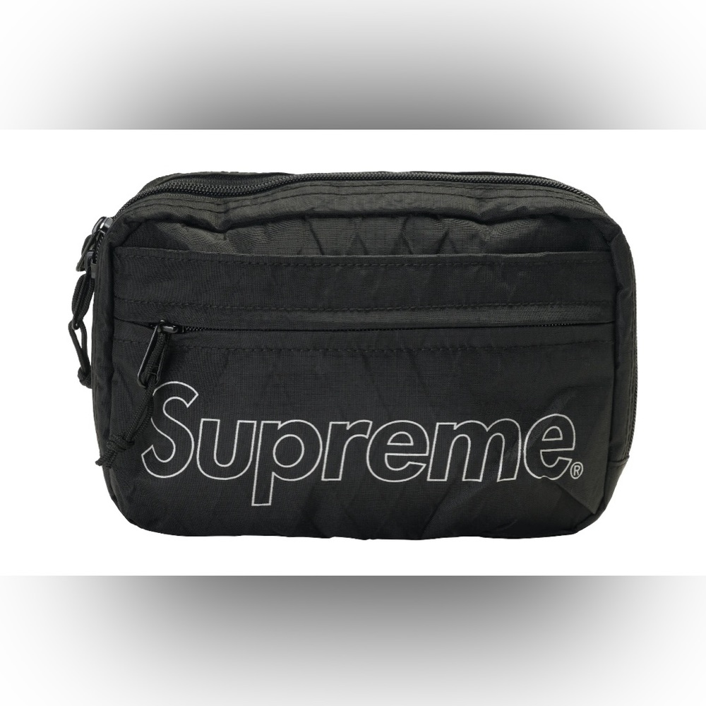 Supreme Shoulder Bag (FW18) sold out online